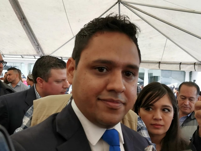 Es importante crear puentes que unan a los países, y no bardas que los dividan: Sergio Coronado 