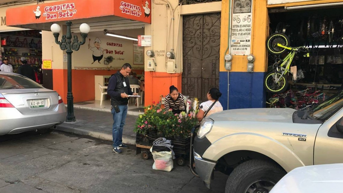 Se compromete Peraza Guerra a eliminar ambulantaje en zona centro