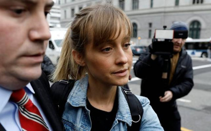 Allison Mack se declara culpable