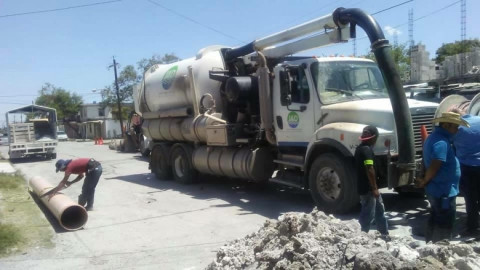 Exhorta JAD a la población a mantener las calles libres de basura por luvia