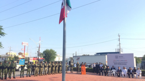 Con honores recuerdan a los Niños Héroes de Chapultepec