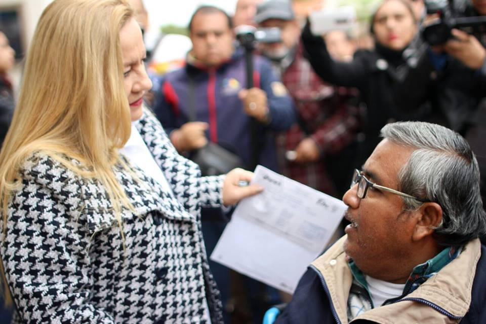 Alcaldesa supervisa labor de la Oficina de Ingreso