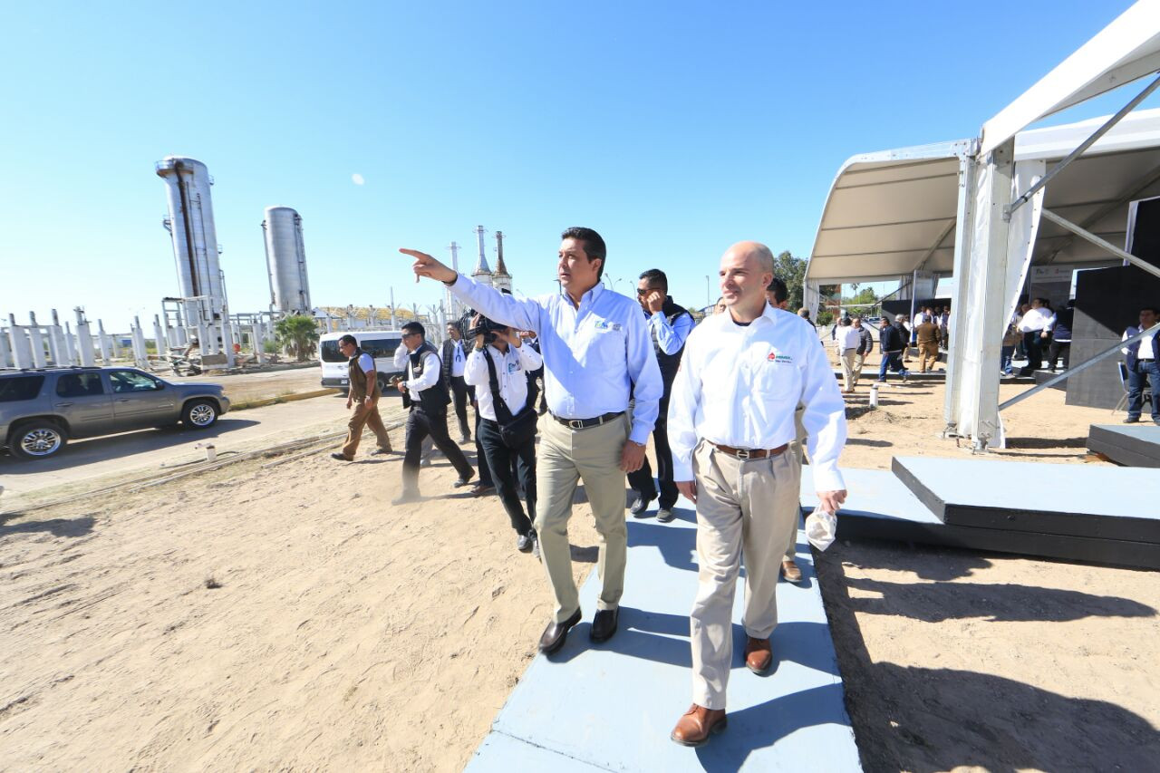 PEMEX dona terrenos para construcción de parque recreativo