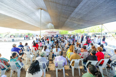 Recibieron en área suburbana beneficios llevados por Carlos Peña Ortiz 