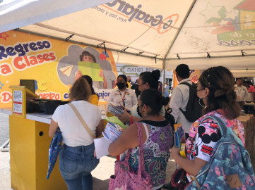 Reporta CANACO  buenas ventas en feria de regreso a clases 
