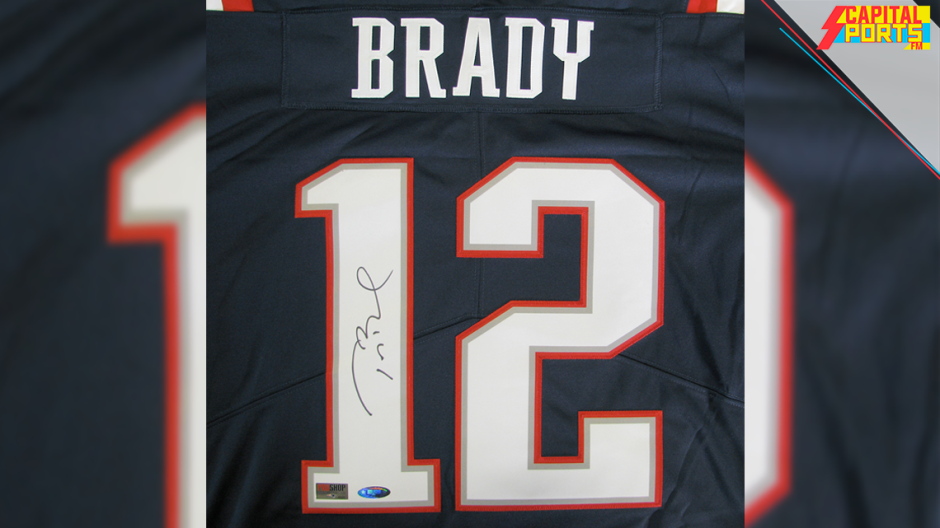 Intentan robar jersey de Tom Bary en el Salón de la Fama de los Patriots