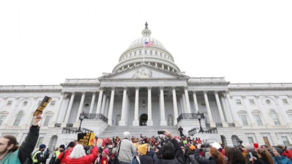 Joaquín Phoenix es arrestado por protestar en el Capitolio