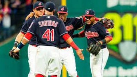 Indios fijan récord de 21 triunfos al hilo