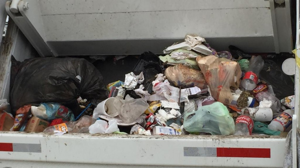 Entrarán en funcionamiento camiones recolectores de basura y unidades motrices nuevas