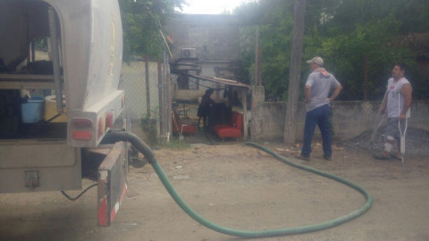Continúa COMAPA con la entrega de agua potable en pipas