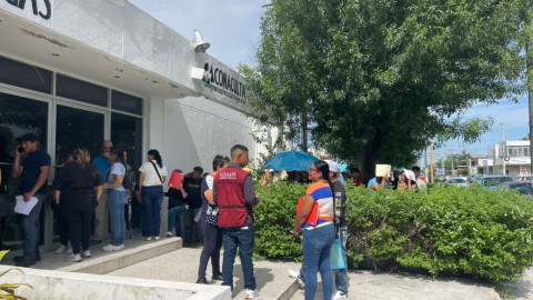 Ante cortes de agua, usuarios regularizan adeudos con Comapa