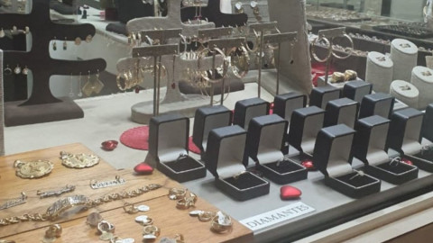 Joyerías de la ciudad registran bajas ventas 