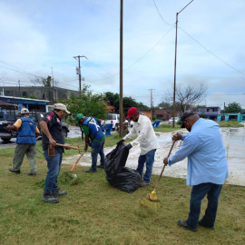 Sanea y rehabilita Municipio de Reynosa las plazas públicas 