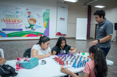 Gobierno de Carlos Peña Ortiz da la bienvenida a más de 500 alumnos