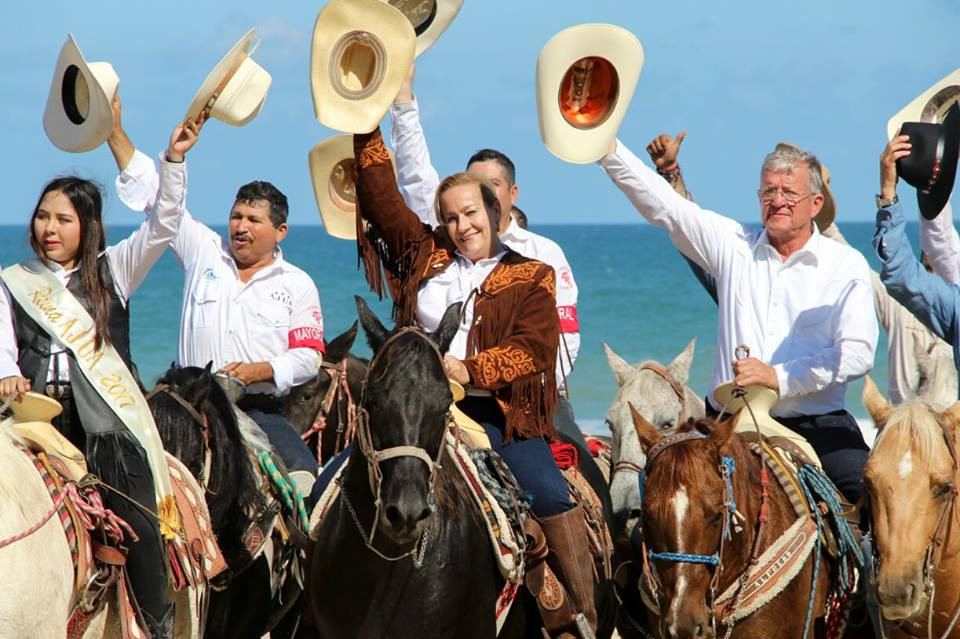 Realizan Cabalgata Federada AJUA 2017