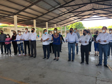 Inaugura Maki obras de rehabilitación escolar