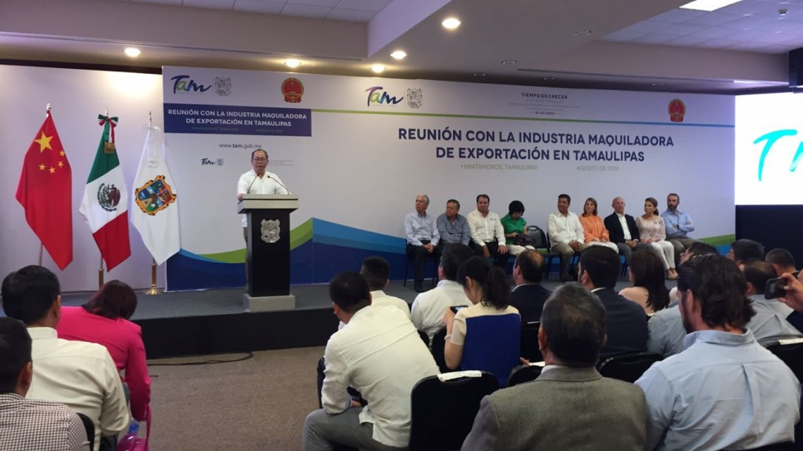 Gobernador y Embajador de China sobrevuela el puerto Matamoros