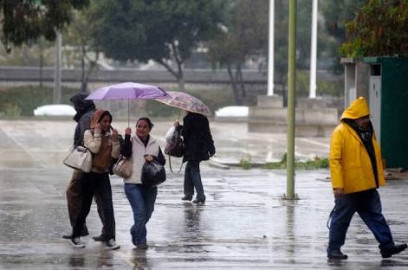 Frente frío ocasionará lluvias y bajas temperaturas