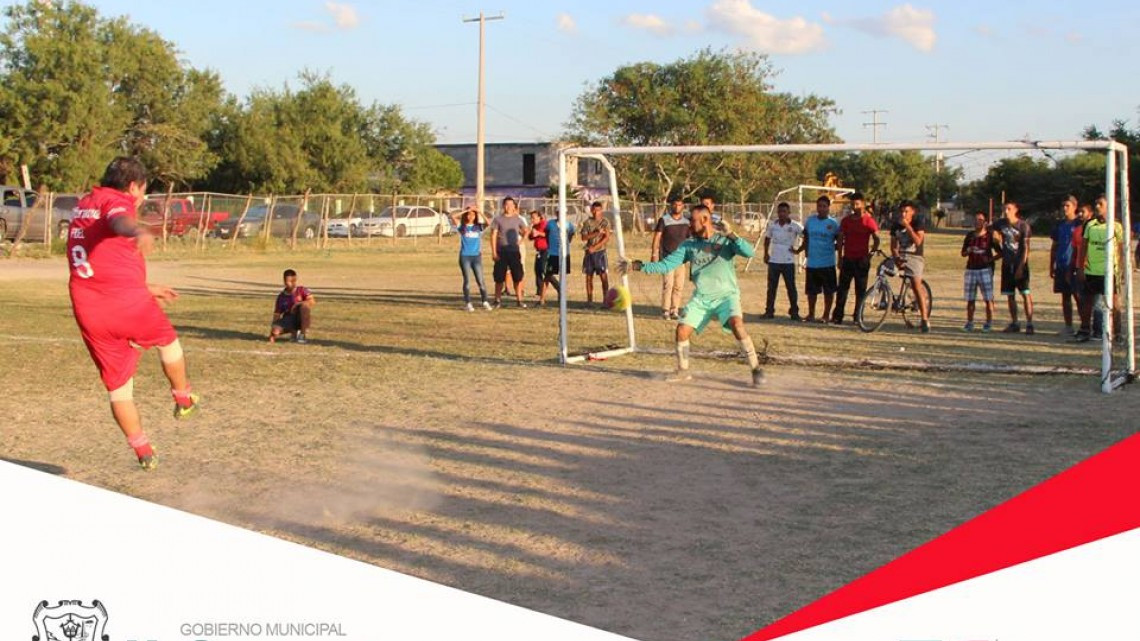 Premian a campeón de liga municipal de Fut 7