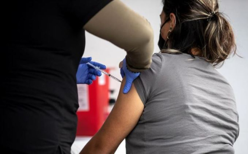 Sorteará California más de 100 mdd entre ciudadanos que ya estén vacunados 