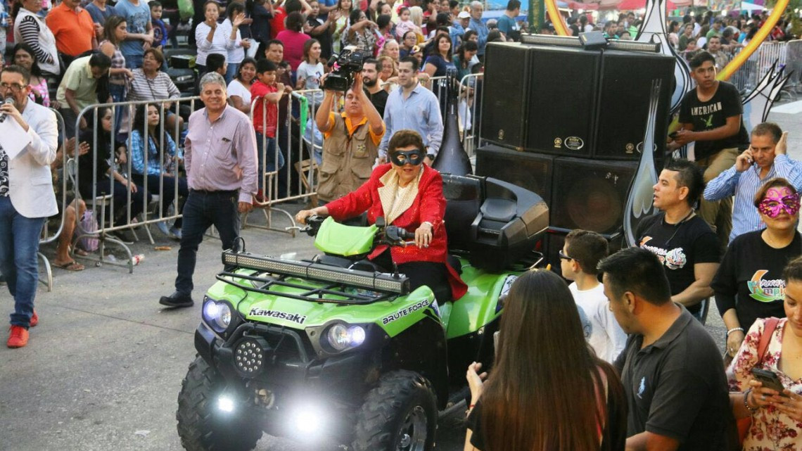 Rotundo éxito el primer desfile del Carnaval Tampico 2018