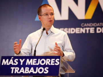 Anaya insiste en salario mínimo de $100 y mejores trabajos