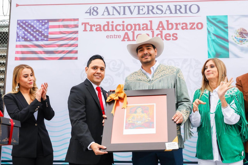 Celebran Carlos Peña Ortiz y Sergio Coronado Tradicional Abrazo Entre Alcaldes 2024