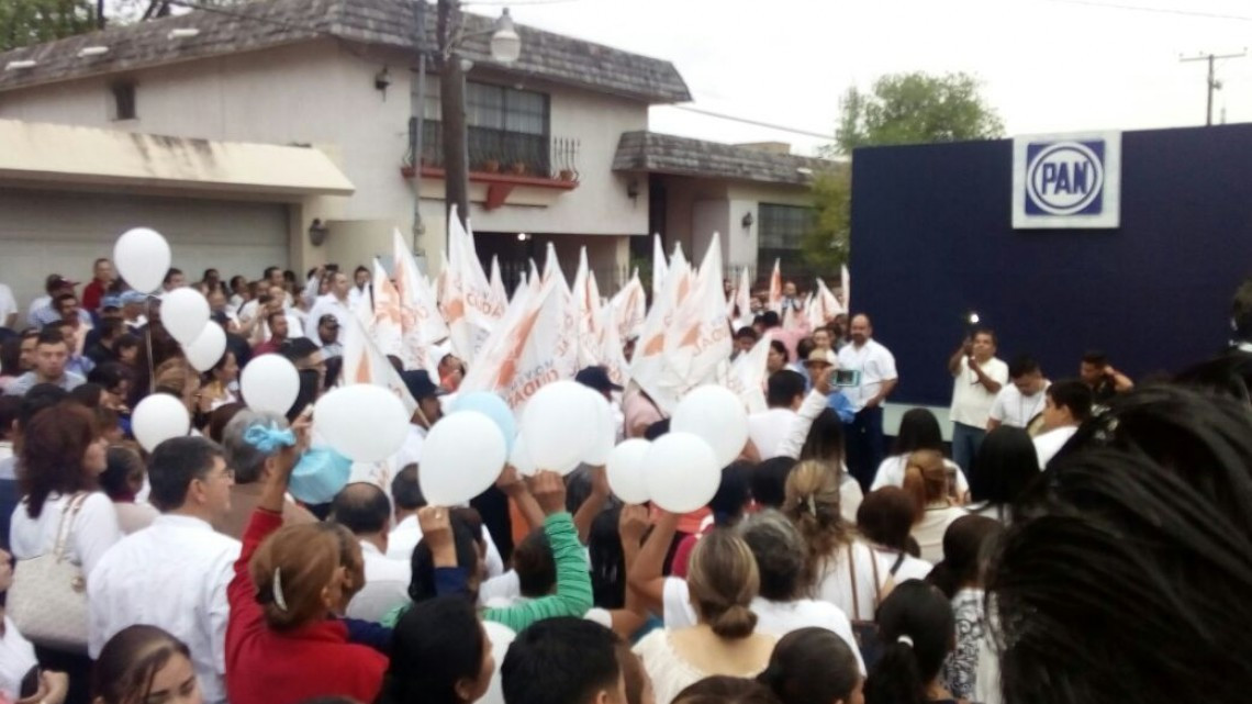 Enrique Rivas Cuéllar se registra ante el IETAM