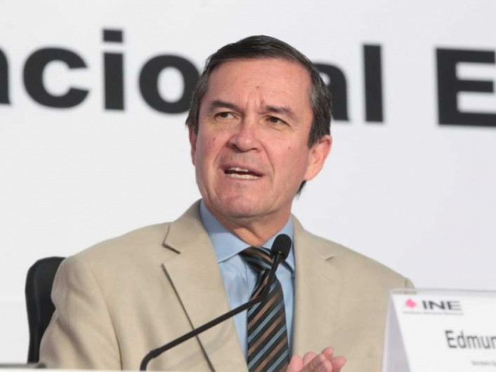 Inicia recuento de votos en todo el país