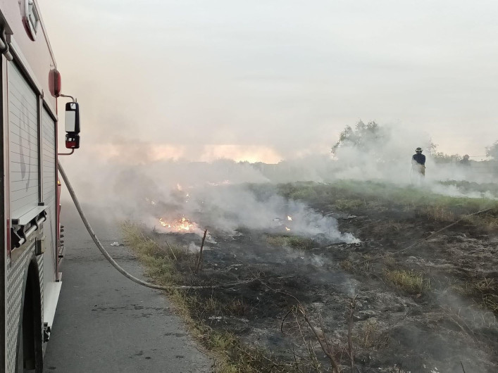 Exhortan a dependencias aplicar sanciones por quema de basura y pastizales