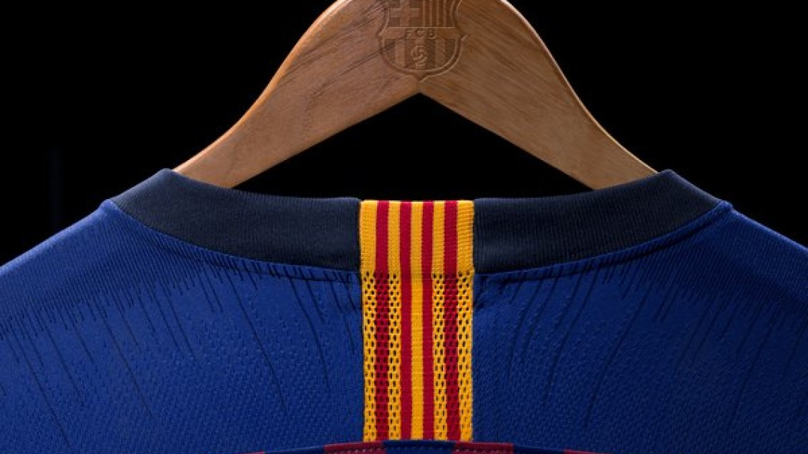 Barcelona presenta su nueva camiseta con un drone