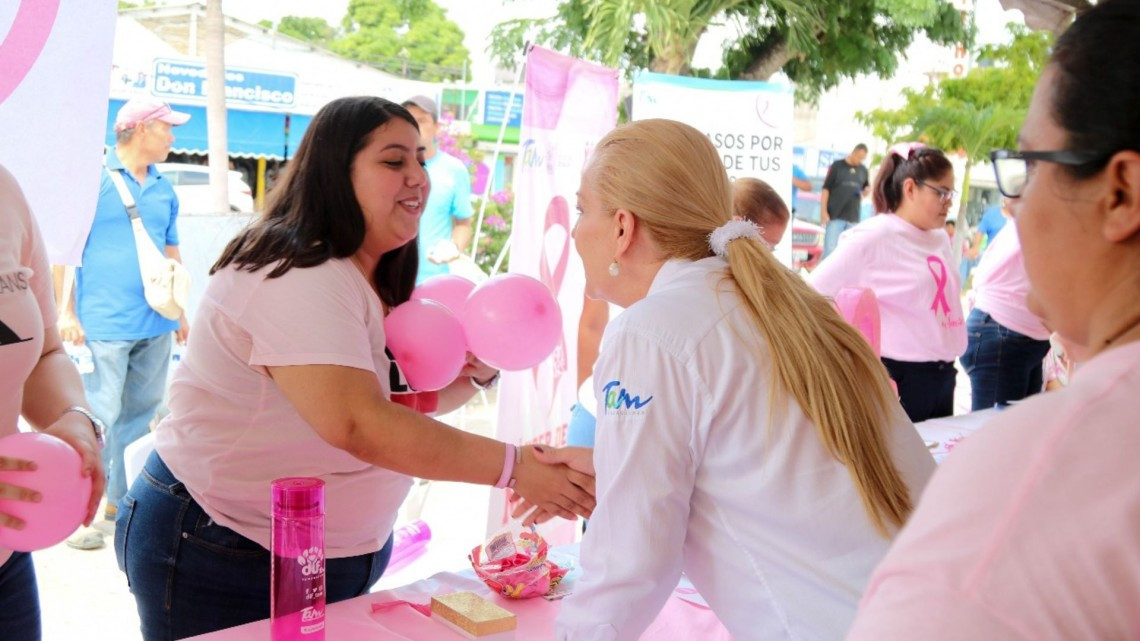 Encabeza Alma Laura Amparán la “Feria Rosa”