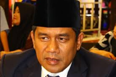 Diputado pide pena de muerte a comunidad LGBTI