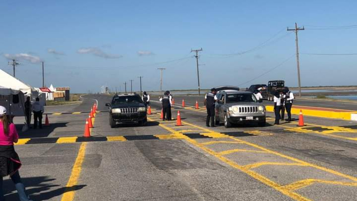 Buena afluencia de vacacionistas en la Playa Bagdad de Matamoros