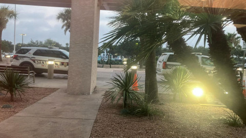 Cierra aeropuerto de McAllen por tirador activo; el agresor fue abatido