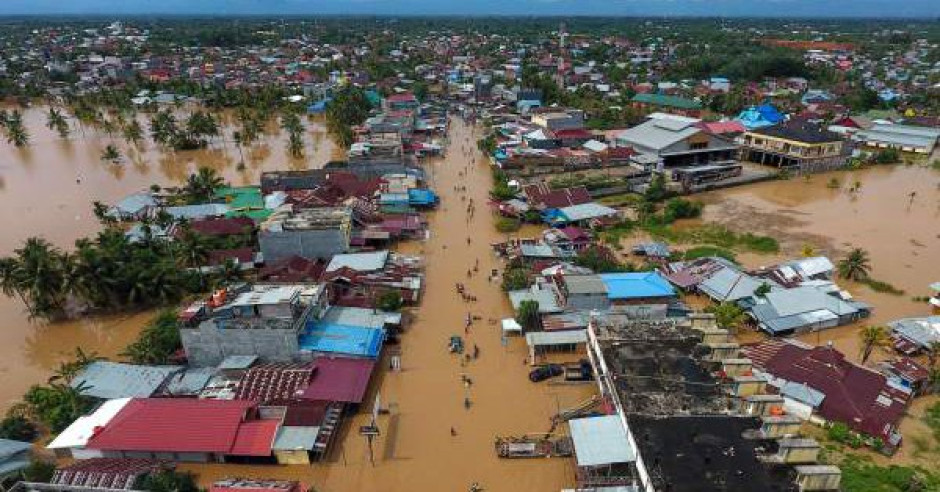Al menos 29 muertos por inundaciones en Indonesia
