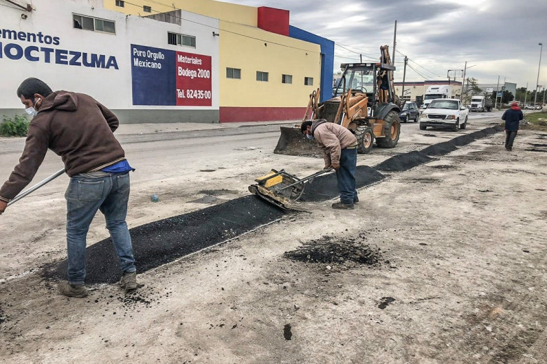 Se aplicarán 80 toneladas diarias de asfalto durante un mes en el plan emergente de bacheo en Matamoros