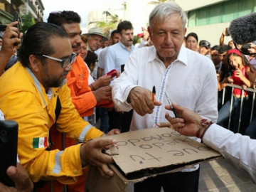 Por transición ordenada, no hubo inestabilidad financiera en México: AMLO