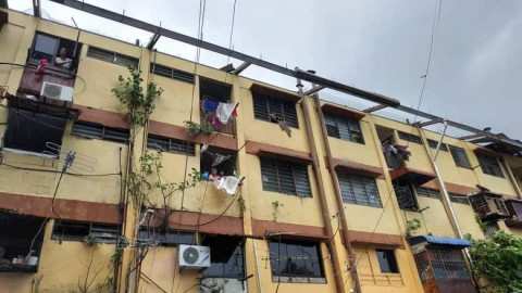 Graban sorprendente tromba en Malasia