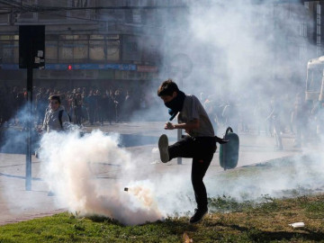 Aumenta a 11 la cifra de muertos por protestas en Chile