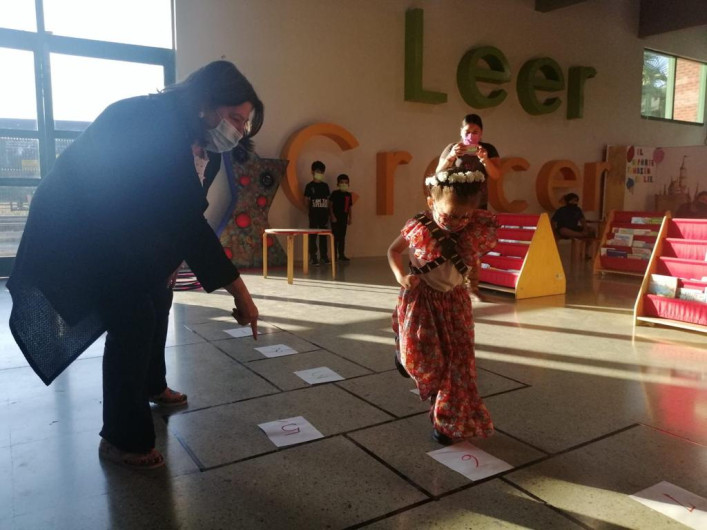 Arman triatlón literario en estación palabra