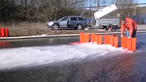 Crean barricadas soportables a embestidas de agua