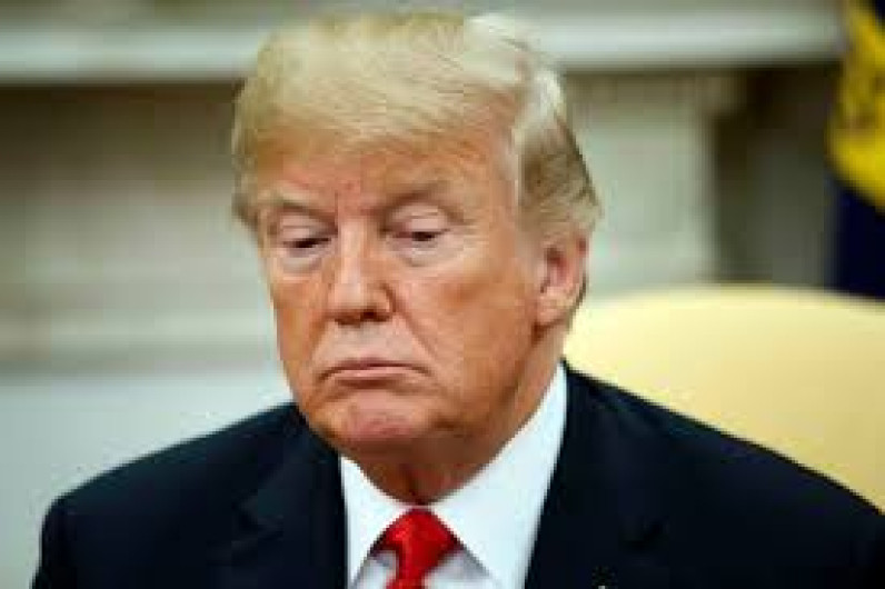 Trump dice no necesitar bancos para hacer negocios