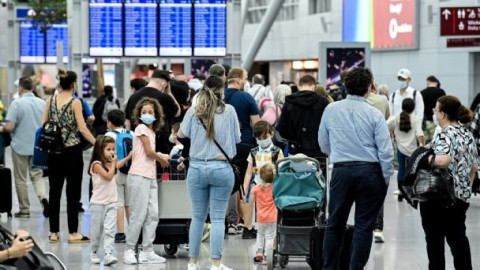 La pandemia está en momento "muy peligroso" por auge de variante delta: OMS