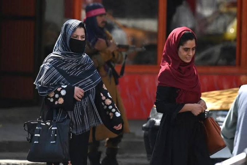 ONU reanuda vuelos humanitarios al norte y sur de Afganistán