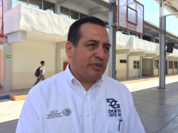 Más de mil 200 jóvenes buscarán un lugar en el CBTis 135