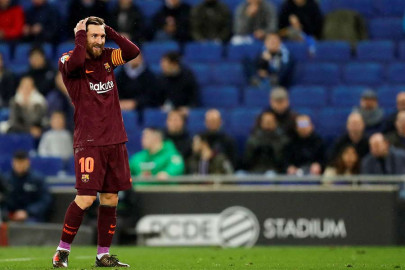 Barcelona pierde invicto ante el Espanyol