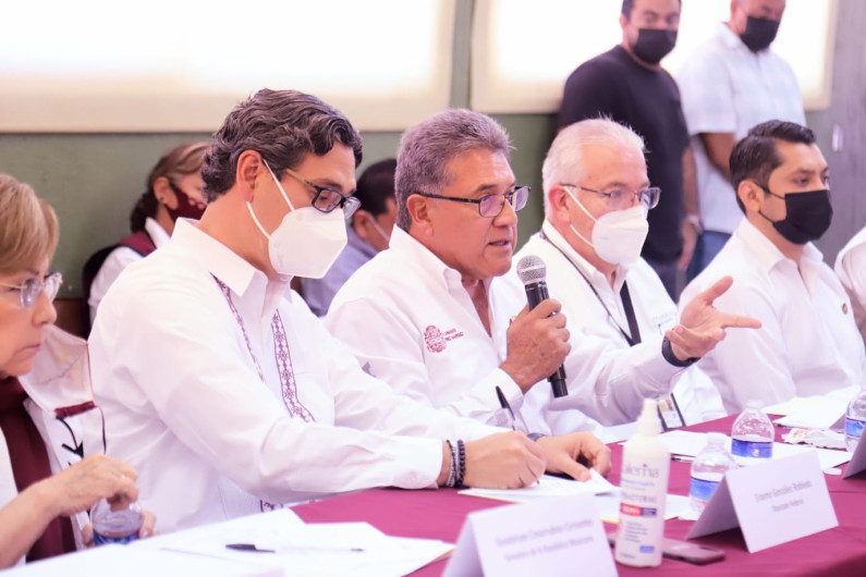 Sostiene Armando Martínez Manriquez importante reunión con representantes de la CONAGUA