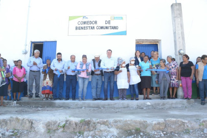 Realizan la entrega de comedores comunitarios a Jaumave y Tula