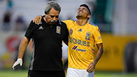 Javier Aquino se perdería el Clásico regio 117